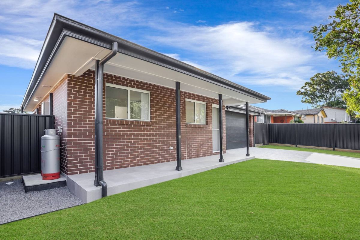 granny flat builder western sydney
